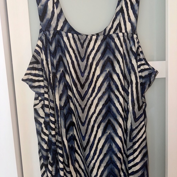 Blue/Beige Sleeveless Blouse 4X - Picture 3 of 3